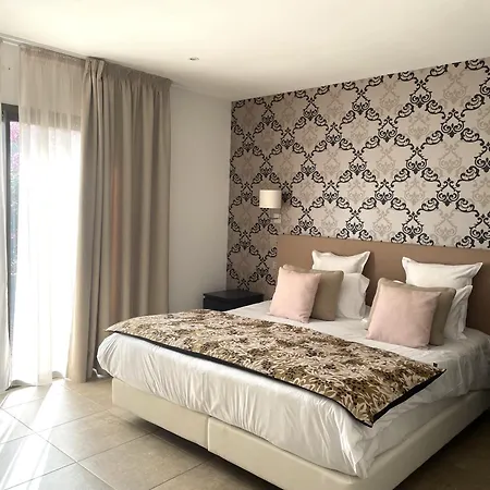 Les Bergeries 3* Аяччо