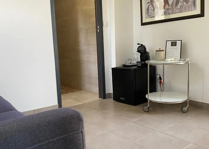 Les Bergeries فندق